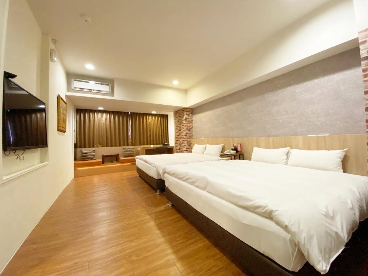 Taichung Old F Hotel エクステリア 写真